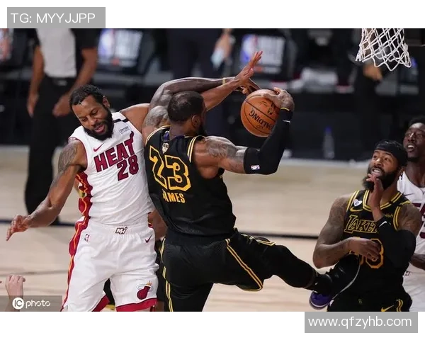 湖人热火对决再升级球场内外的冲突引发热议与关注